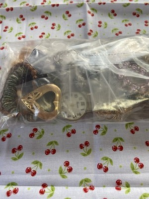 Jewelry Bag! Somebody s Treasures! 1.5 Pounds! Some Watches! Pretty Items! Look