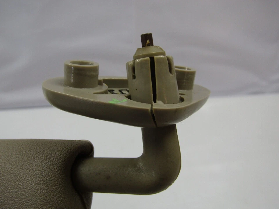 Subaru Forester 1998-2002 lado del pasajero derecho parasol bronceado OEM Foto 3 de 4