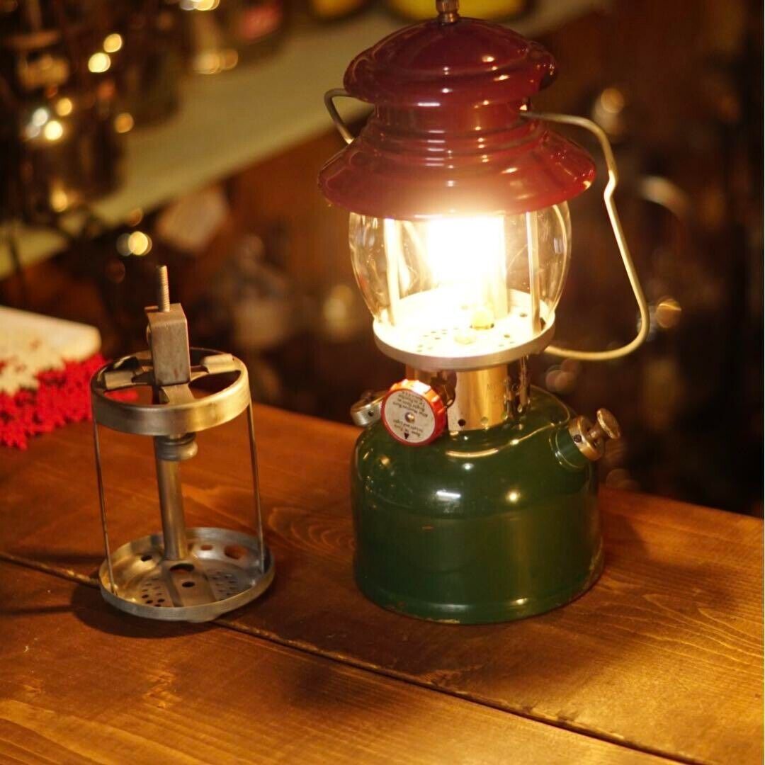 Coleman 200 Christmas Manufactured in April 1951 Brass Tank Coleman 200 Christmas Manufactured in April 1951 Brass Tank
