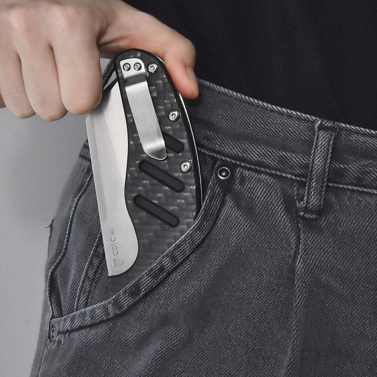 Kizer Vanguard C01c(XL) Sheepdog Carbon Fiber Handle Kizer Vanguard C01c(XL) Sheepdog Carbon Fiber Handle