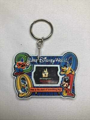 Vintage Disney World Key Chain Key 2001 Mickey Photo Frame Rubber