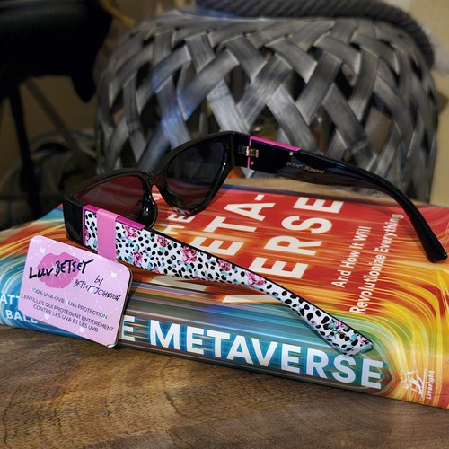 Occhiali da sole donna Luv Betsey Cateye neri con aste floreali - Foto 4 di 7