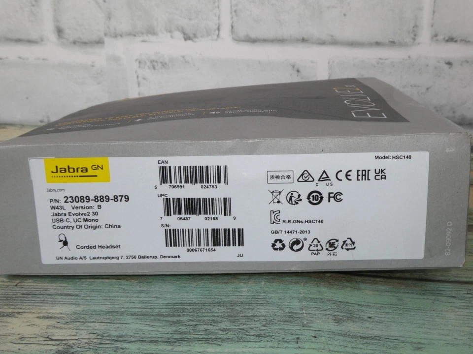 Jabra Evolve 2 30 Black Stereo Lightweight Portable Wired On Ear Headset NIB - Image 3 of 3