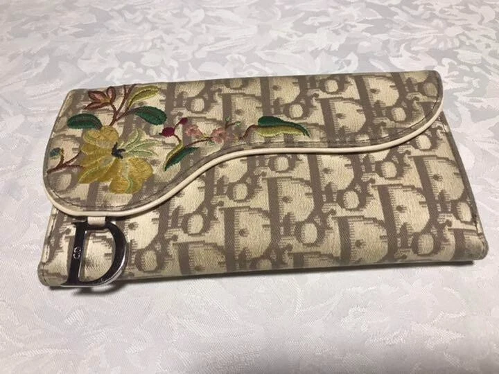 Portefeuille long Christian Dior trotteur selle le légendaire D logo argent du Japon