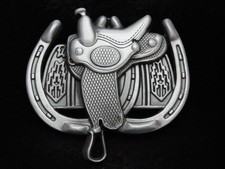 PA01174 NOS REALLY NICE  HORSE SADDLE  TWO HORSESHOES  WESTERN BELT BUCKLE