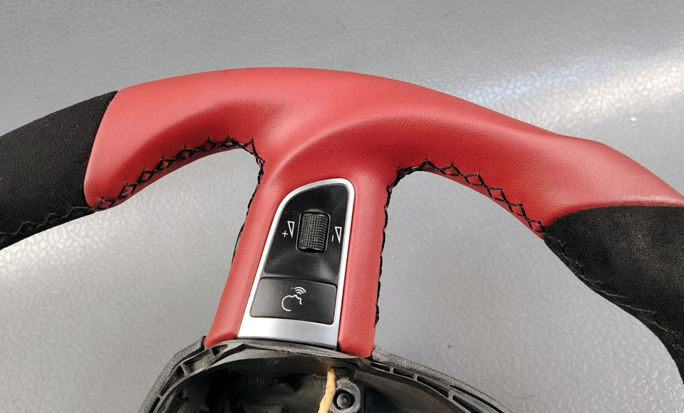 AUDI A4 QUATTRO S4 S LINE 2009 2012 VOLANTE FONDO PLANO GAMUZA Y CUERO Foto 4 de 4