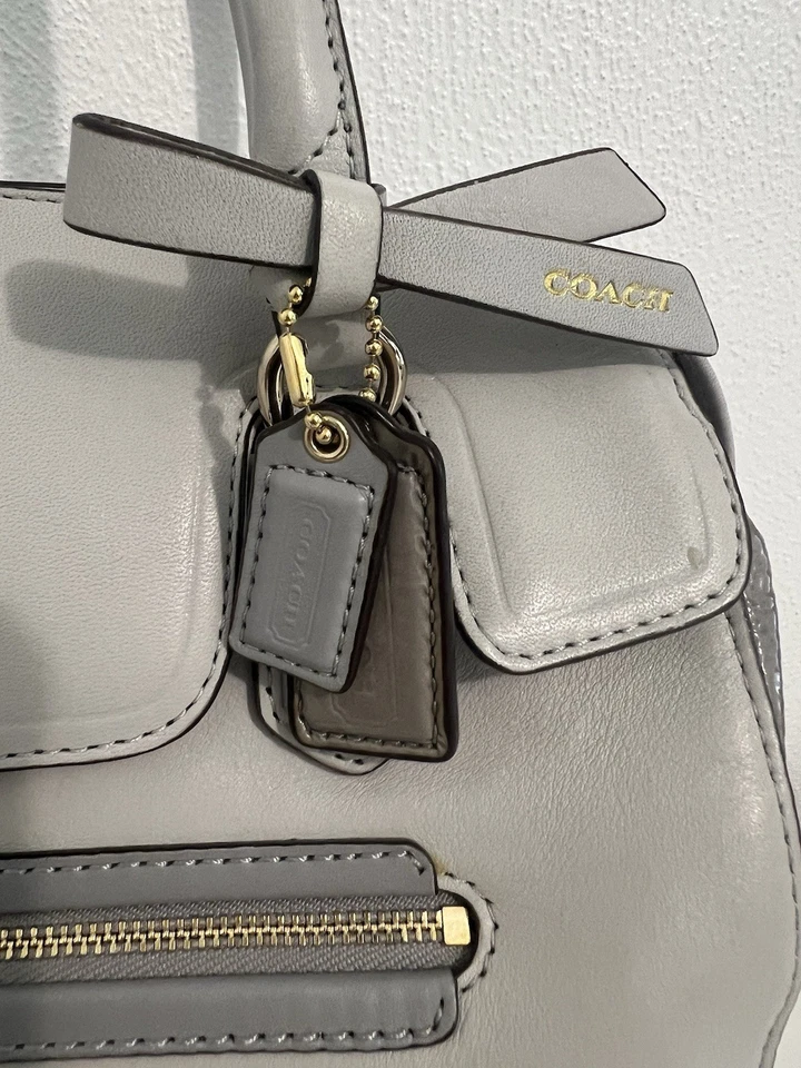 COACH Женская сумка с серым маком и колорблоком для переноски - Изображение 2 из 4