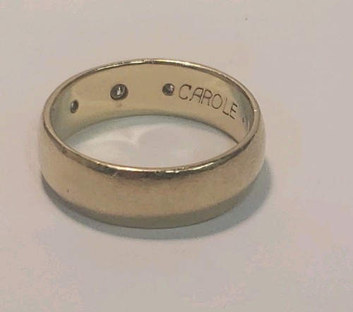 14K 6.86g. Solid Yellow Gold 3 Round Brilliant Diamond Mens Wedding Band 1967 - Picture 2 of 6