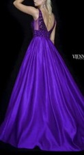 Vienna Formal Prom Dress Size 10 New With Tags Purple