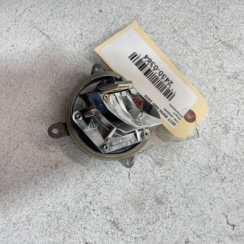 2017-2020 BMW 440I FRONT RIGHT PASSENGER INDICATOR CORNERING LIGHT MODULE OEM - Picture 12 of 24