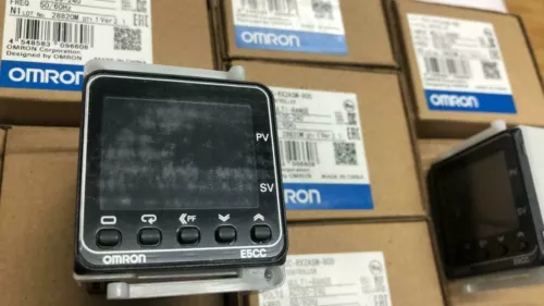 100% NEW & ORIGINAL  OMRON E5CC-RX2ASM-800 DIGITAL CONTROLLER E5CC RX2ASM 800