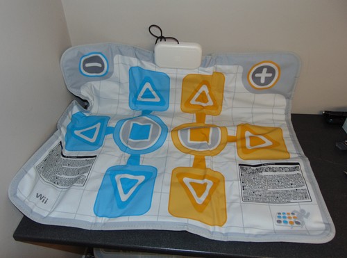 Family Trainer For Nintendo Wii Game & Mat Included - VGC - Picture 11 of 12