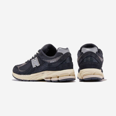 New Balance 2002R Special Vintage Black M2002RHO Men's Size New Balance 2002R Special Vintage Black M2002RHO Men's Size