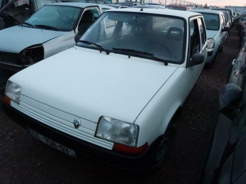 Attache Ceinture Arrière Gauche Renault Super 5 - Pièce D'occasion