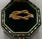 VINTAGE 9CT GOLD LOVE KNOT RING - SIZE N1/2