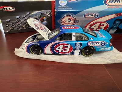 Richard Petty #43 ****NY Yankees 100th Anniversary 2003****