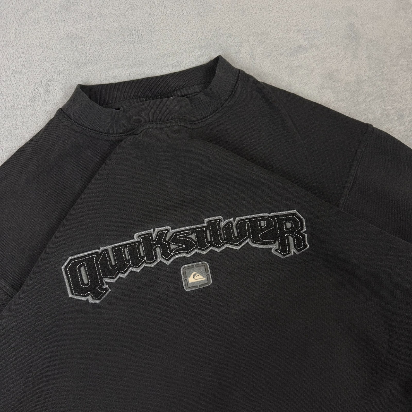 Vintage Quiksilver 2000's Y2K Surf Black Spellout Size Large Pullover Sweatshirt image 6