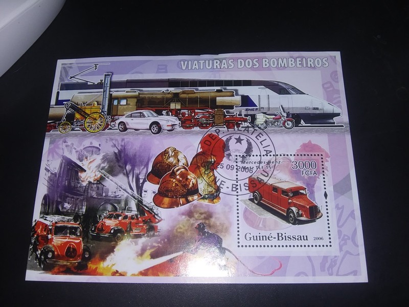 2006 GUINE-BISSAU SOUVENIR SHEET- MERCEDES BENZ FIRETRUCK-CTO