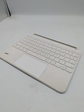 Magic Keyboard Folio for iPad A16 MQDP3LL/A PC1710629