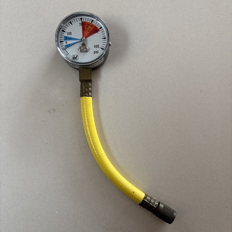 Lee Wang A/C Pressure Gauge 0-400 psi