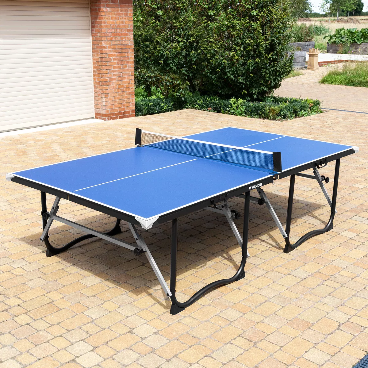 6ft Mid-Size Table Tennis Table Foldable & Portable Ping Pong Table Set for  Indoor & Outdoor Games with Net, 2 Table Tennis Paddles and 3 Balls