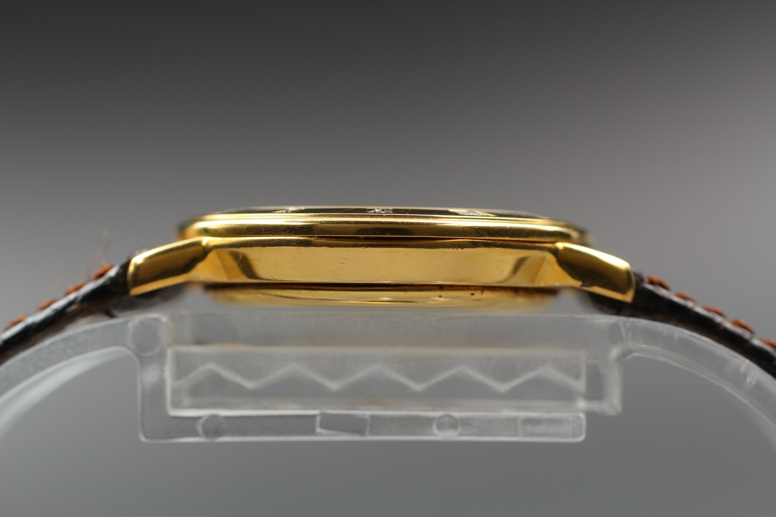 [Exc+5]  Vintage Gucci 3000.2.L 25mm Gold Dial Roman Bezel Quartz Women's Watch thumbnail 8