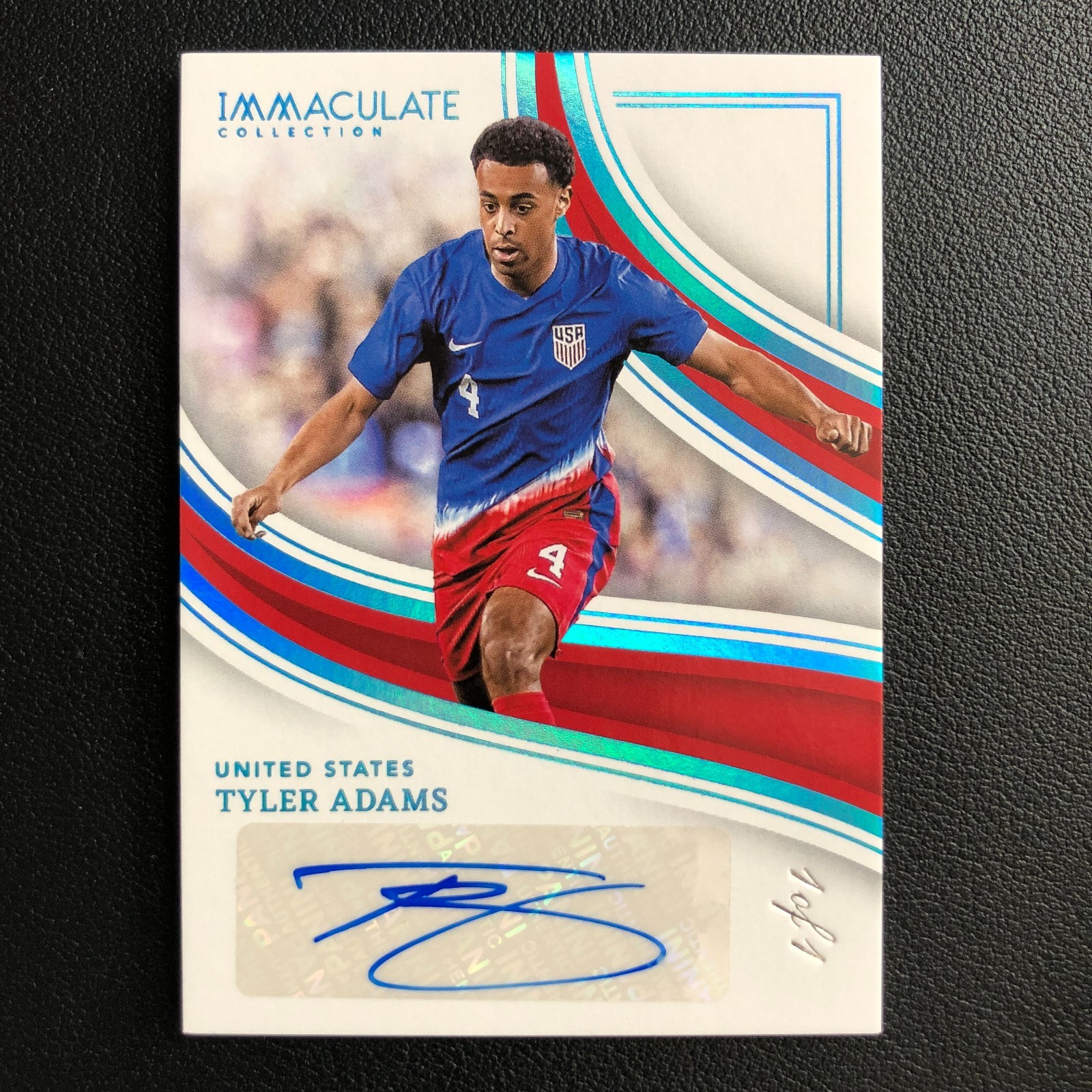 2023-24 Panini Immaculate Splendid Signatures Tyler Adams Platinum 1/1 Auto USA