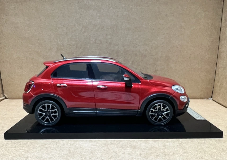 Fiat 500X In Scala 1/18 Modello Promozionale Esclusivo Pochi Pezzi Disponibili - Immagine 2 di 4