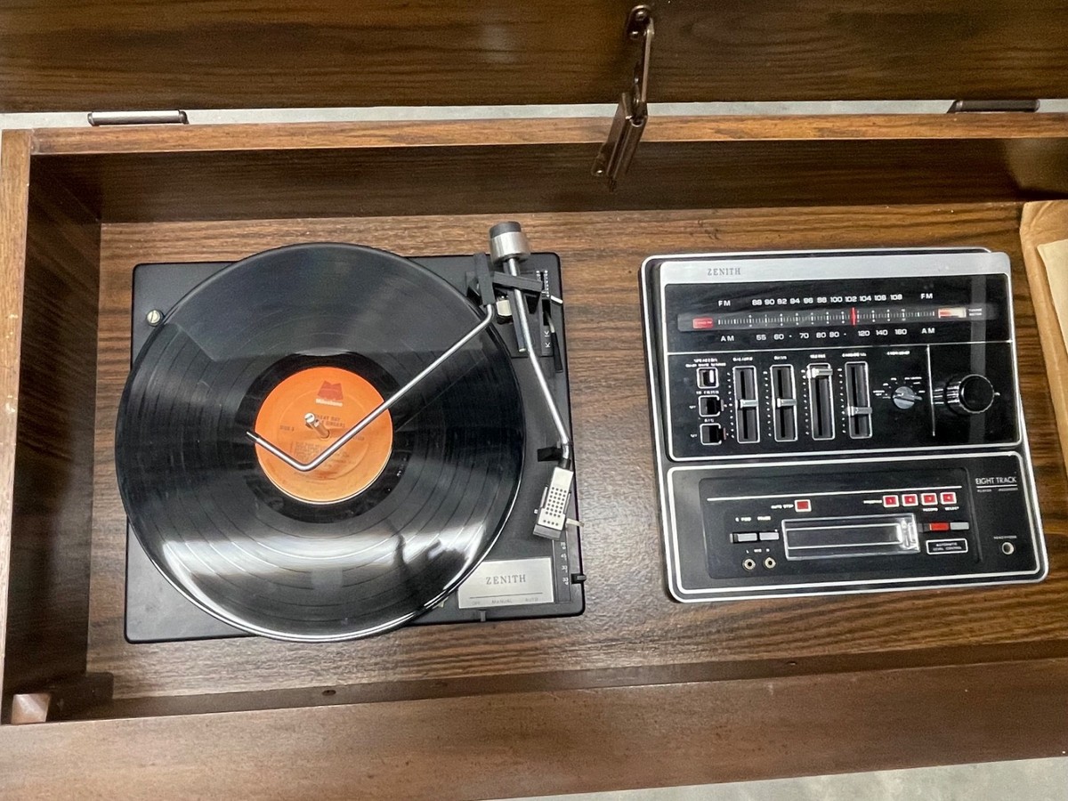 Vintage Zenith record player console with AM/FM radio 8 track | eBay