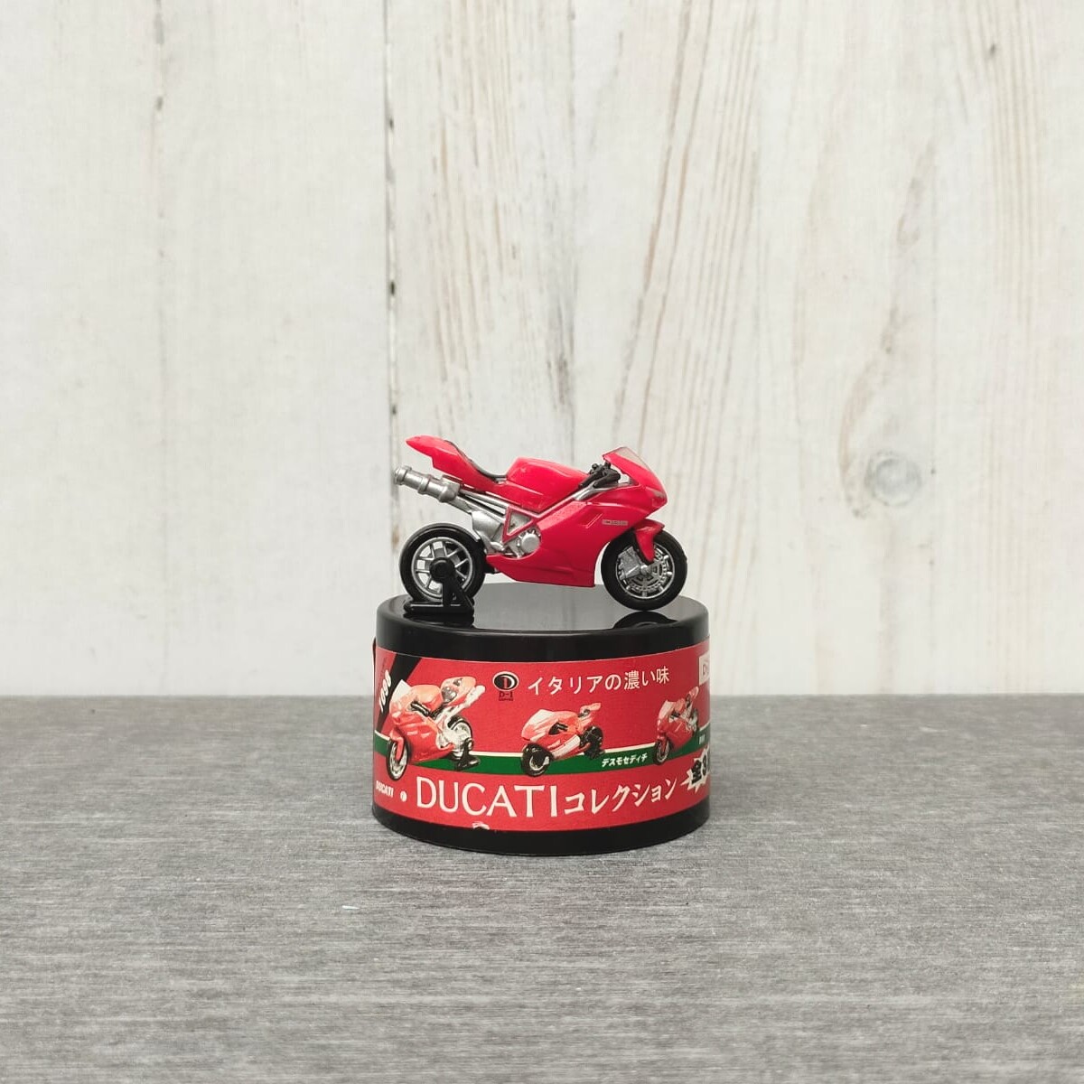 ドゥカティ　DUCATI 1098 イタリア　バイク　置物　希少　レア 最大80％オフ ドゥカティ 印象のデザイン DUCATI 置物 バイク