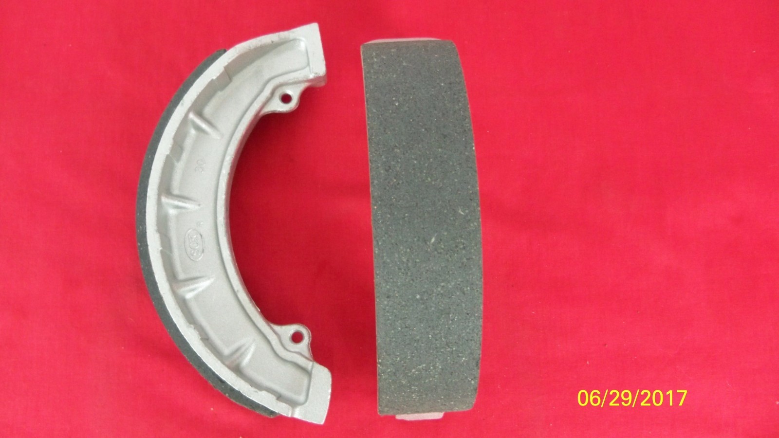 1968-70 TRIUMPH BSA NEW 8" TWIN LEADING BRAKE SHOES 37-1996 LF HARRIS IN UK