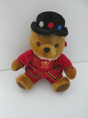 33 cm QUEEN'S ER BEEFEATER BÄR PLÜSCHTIER STOFFTIER NEU MIT ETIKETT