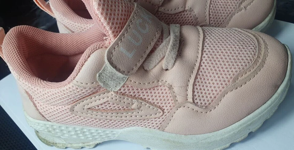 Zapatos Talla Bebé Niño Talla 29 para Niñas Pequeñas Talla Bebé Uso Original EE. UU. Talla 11. Foto 2 de 4