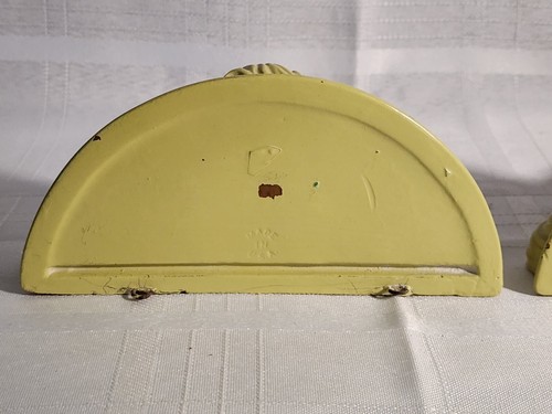 Vintage 2 Plaster Carved Feathers Wall Mount Sconce Shelves Creamy Yellow U.S.A - Picture 18 of 21