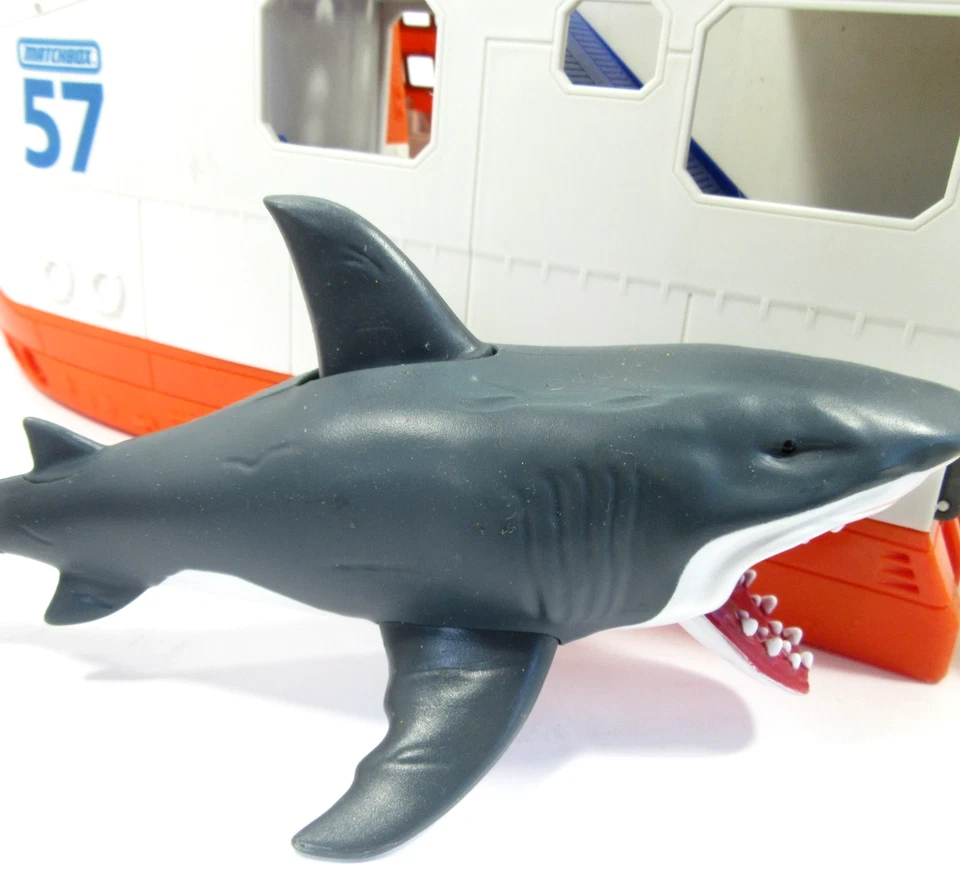 Matchbox Mission Marine Rescue Juguete Barco de Pesca con Tiburón BFN57 2013 Foto 4 de 4