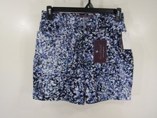 New Gloria Vanderbilt Amanda Short Size 4 Blue Floral Button Zipper Pockets
