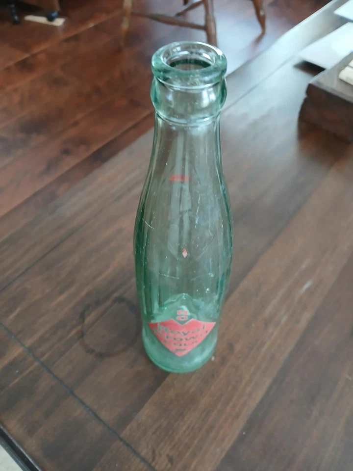 Garrafa de cola vintage com nervuras RC Royal Crown 9,5 polegadas de altura - Imagem 2 de 3