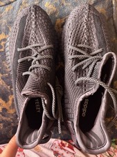 adidas Yeezy Boost 350 V2 Black Non-Reflectiv...