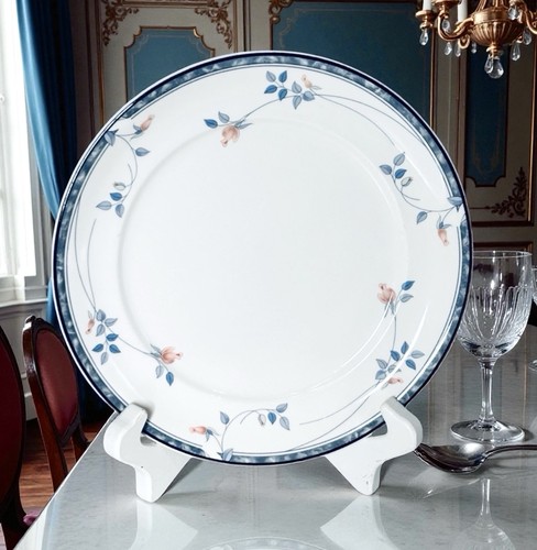 Noritake EASTFAIR 9171 Keltcraft Peach Floral Buds Blue Band Dinner Plate