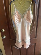 Victoria s Secret M True VTG 80 s Pleated Satin Lace Chemise Gown SMALL PINK