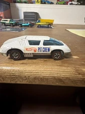 Hot Wheels Redline White Pit Crew Car - 1970 Hong Kong