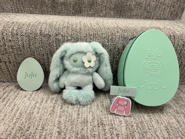 CJ Hendry ELLIS Mint Green Easter Bunny Plush JuJu New in Tin