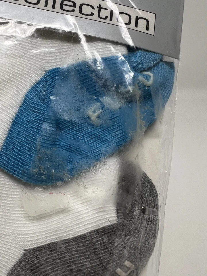 Paquete de tres calcetines bebé recién nacido colección FUBU GTFM NUEVOS - DEFECTOS DE EMBALAJE Foto 3 de 3