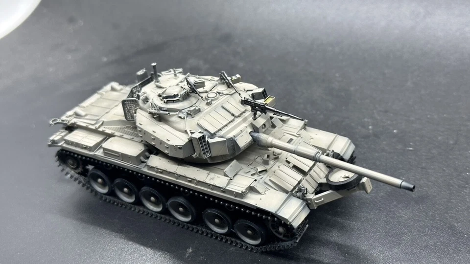 Stock Homemade 1/72 Israeli “Sho't Kal” Main Battle Tank Painted Finished Model - Image 3 of 4