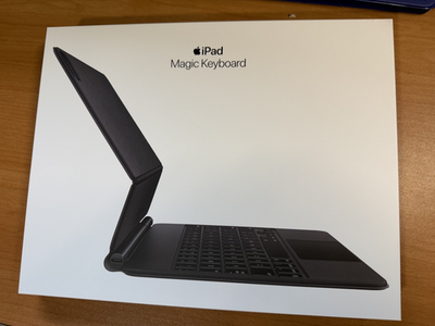 Apple Magic Keyboard for 11-inch iPad Pro or iPad Air - MXQT2LL/A