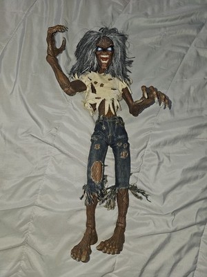 IRON MAIDEN EDDIE Art Asylum Ultimate Series 18'' Figure Toy 2002 loose 