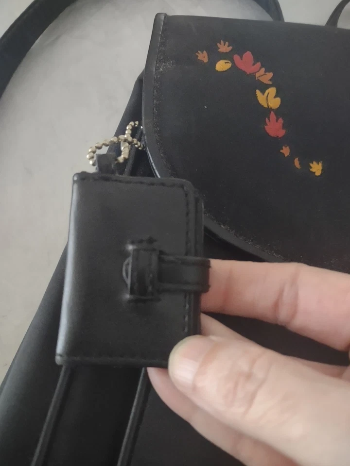 Mochila Eeyore exclusiva de Disney Store nostalgia informal Kidcore Preppy Foto 3 de 4