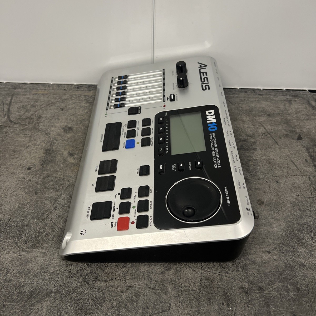 Alesis DM10 Drum Module with Power Supply, Mounting Plate, Clamp