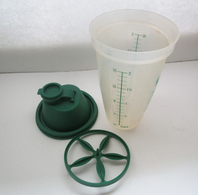 HIDDEN VALLEY RANCH Dressing Shaker Blender Green 16 oz Cup w/ Wheel & Lid VTG