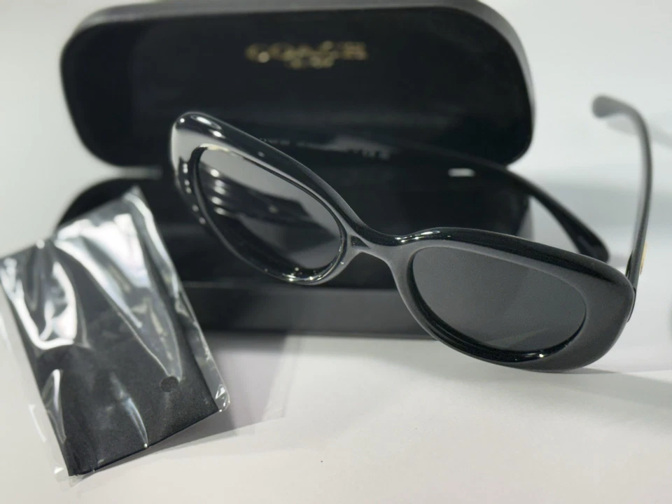Очки солнцезащитные женские Coach HC8391U CR609 черные овальные - подлинные - с чехлом и тканью - Изображение 2 из 4